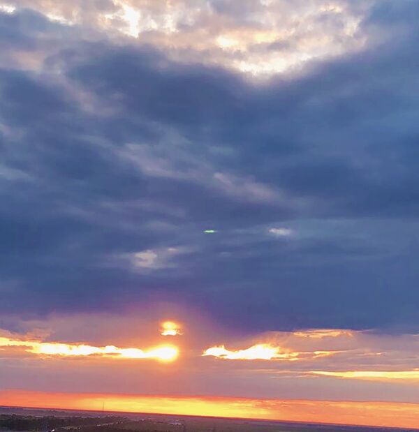 Малиновый закат в Астане  - Sputnik Казахстан