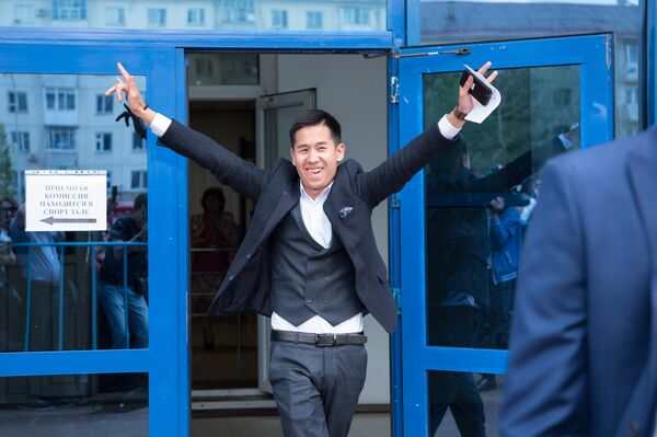 Единое национальное тестирование стартовало в Казахстане - Sputnik Казахстан