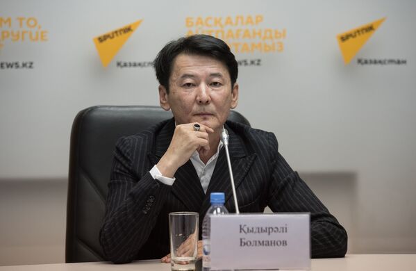 Пресс-конференция с участием Кадырали Болманова, 27 июня 2018 г. - Sputnik Казахстан