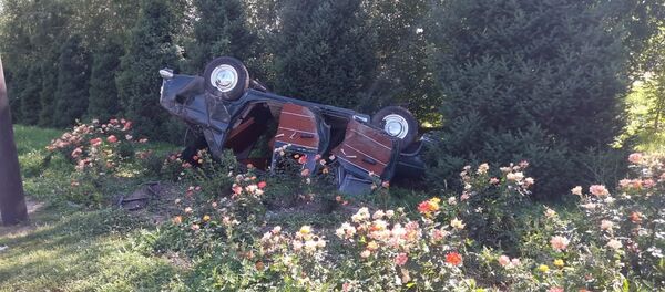 Раритетная Волга перевернулась на проспекте Аль-Фараби - Sputnik Казахстан