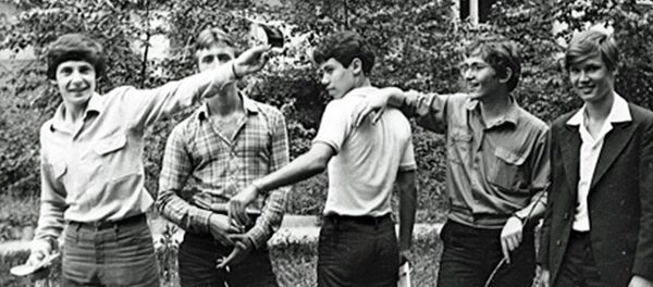 Аркадий Волож (крайний слева), Илья Сегалович (в центре) Аркадий Волож (крайний слева), Илья Сегалович (в центре) - Sputnik Казахстан