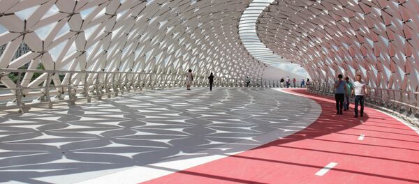 Пешеходный мост через реку Есиль в Астане - Sputnik Казахстан