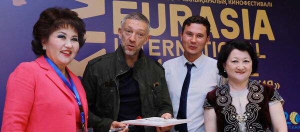 Французский актер Венсан Кассель на кинофестивале Евразия-2018 - Sputnik Казахстан