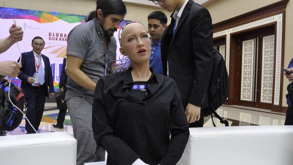 Робот София пообщалась со школьниками в Астане - Sputnik Казахстан