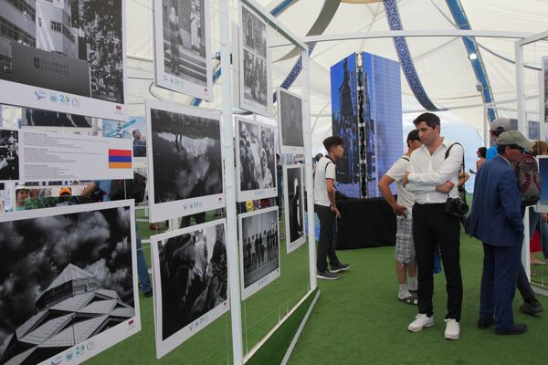 Фотограф из Армении Давид Акопян приехал в Астану на фотофестиваль - Sputnik Казахстан