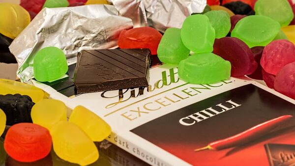 Шоколад, конфеты, иллюстративное фото - Sputnik Казахстан