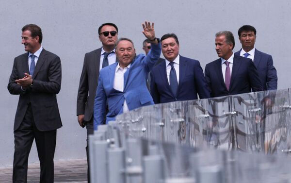 Президент Казахстана Нурсултан Назарбаев ознакомился с объектами международной лыжной базы Бурабай в Щучинске - Sputnik Казахстан