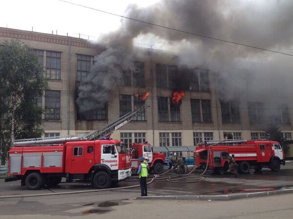 Пожар произошел на коммунальном рынке в Петропавловске Пожар произошел на коммунальном рынке в Петропавловске - Sputnik Казахстан