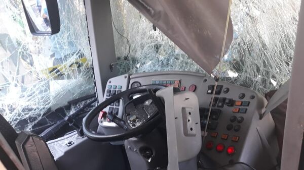 Два пассажирских автобуса столкнулись в Алматы - Sputnik Қазақстан