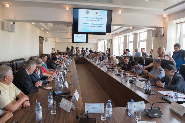Заседание общественного совета города Алматы Заседание общественного совета города Алматы - Sputnik Казахстан