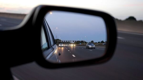Автомобильные зеркала,иллюстративное фото - Sputnik Қазақстан