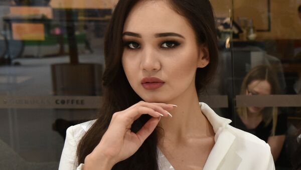 Участница конкурса Мисс СНГ из Казахстана Асем Есенгелдиева - Sputnik Казахстан