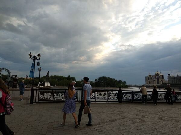 На набережной Астаны убрали стену памяти Дениса Тена - Sputnik Казахстан