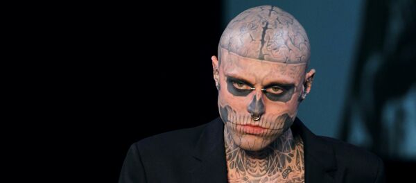 Модель из Канады Рик Дженест, известный под псевдонимом Zombie Boy Модель из Канады Рик Дженест, известный под псевдонимом Zombie Boy - Sputnik Казахстан