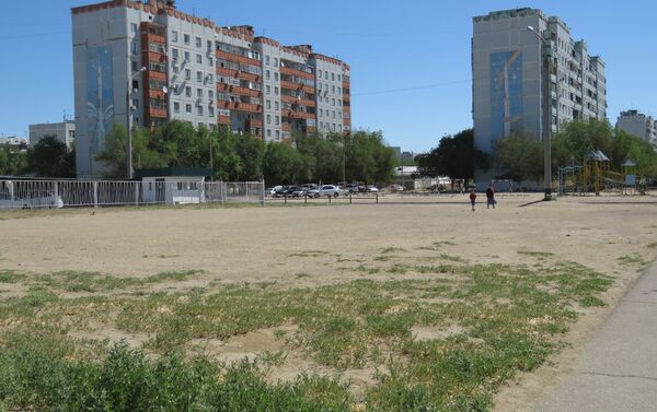 Нынешний Байконур — вполне обычный для Советской Средней Азии город с пятиэтажками на песке - Sputnik Казахстан