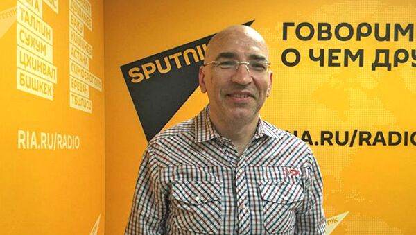 Политолог Леонид Крутаков - Sputnik Казахстан