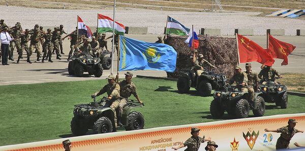 Подведение итогов конкурсов АрМИ, проходивших на территории казахстанской 40-й военной базы Отар - Sputnik Казахстан