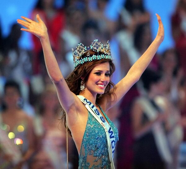 Победительница конкурса Мисс мира в 2004 году Мария Хулиа Мантилья - Sputnik Казахстан