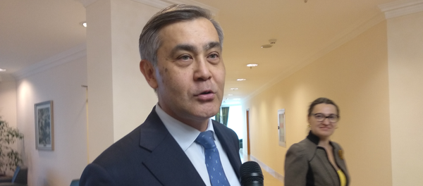 Министр обороны Казахстана Нурлан Ермекбаев - Sputnik Казахстан