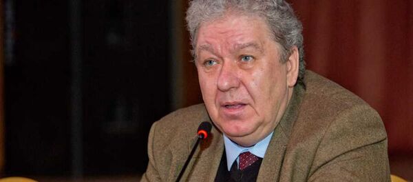 Военный эксперт, журналист Алексей Борзенко - Sputnik Казахстан