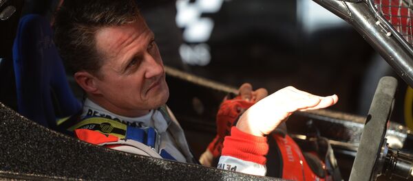 Гонщик F-1 Михаэль Шумахер Гонщик F-1 Михаэль Шумахер - Sputnik Казахстан