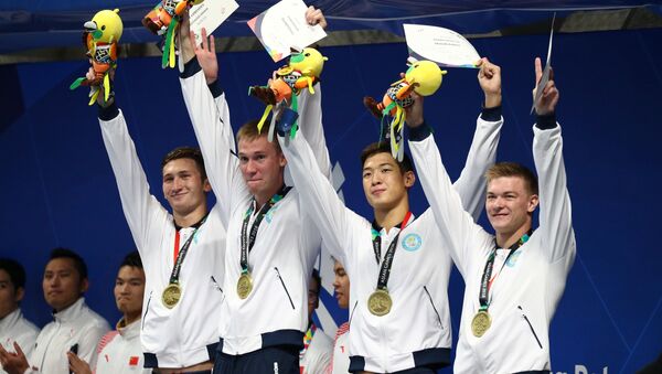 Команда Казахстана по плаванью заняла третье место в эстафете 4 по 100 метров - Sputnik Казахстан