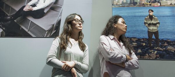 Фотовыставка, посвященная Денису Тену - Sputnik Казахстан