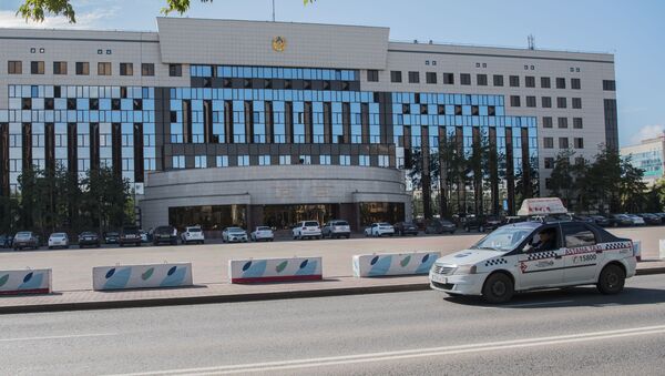 Такси на площади у акимата Астаны - Sputnik Казахстан