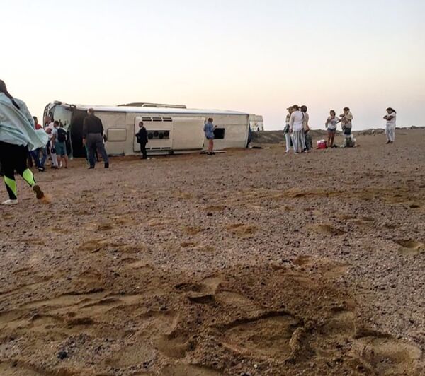 Мысырда қазақстандық туристер мінген автобус апатқа ұшырады - Sputnik Қазақстан