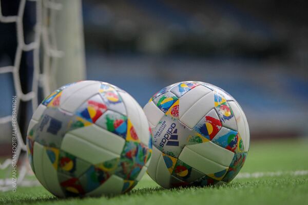 Мяч Лиги наций УЕФА - Sputnik Казахстан