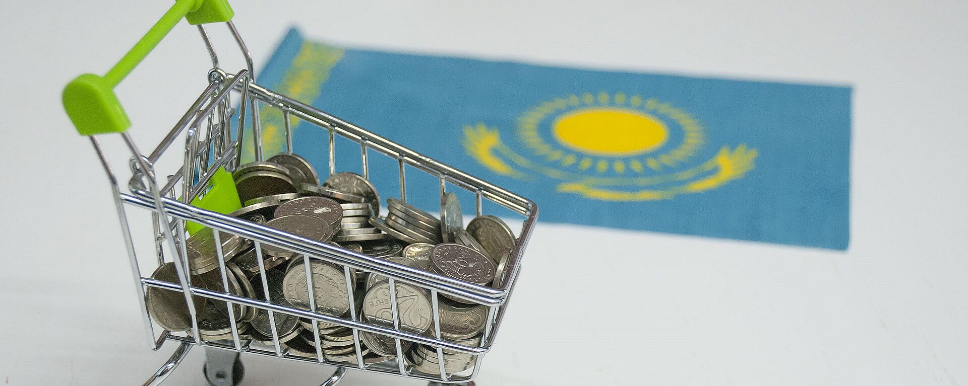 Монеты, иллюстративное фото - Sputnik Казахстан, 1920, 05.04.2022