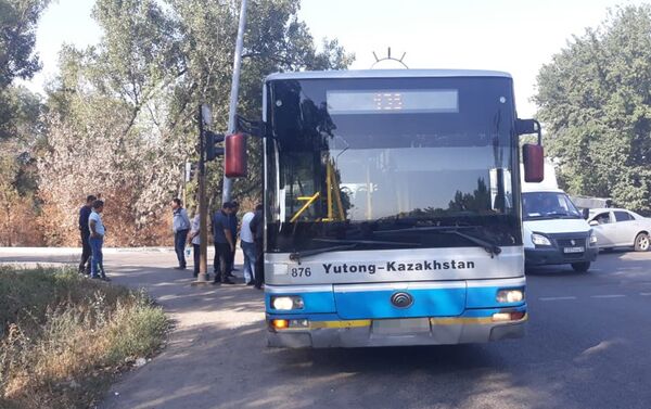 Автобус переехал женщину на Северном кольце - Sputnik Казахстан