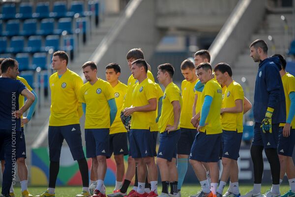 Тренировка сборной Казахстана перед матчем с Андоррой - Sputnik Казахстан