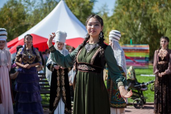 Фестиваль яблок Алма Fest - Sputnik Казахстан
