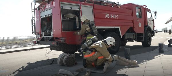 Астанадағы жаңа вокзалға өрт сөндіру көліктері келіп жетті – видео - Sputnik Қазақстан