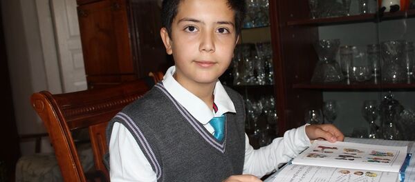 Жанполат Рахманқұлов бес тілді еркін меңгерген - Sputnik Қазақстан