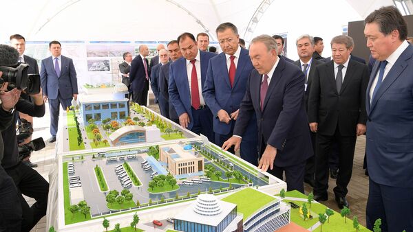 Ознакомление с проектом развития нового административного центра города Туркестана - Sputnik Казахстан