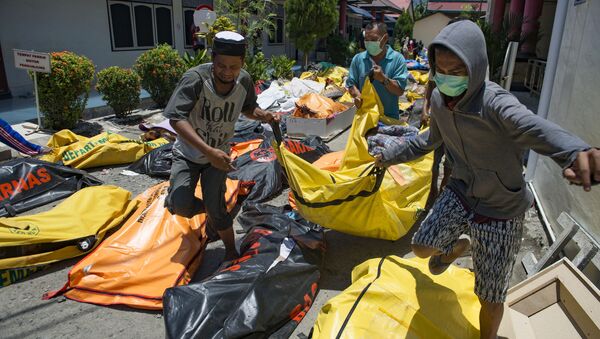 Последствия землетрясения и цунами в Индонезии - Sputnik Казахстан