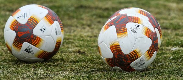 Футбольные мячи для матчей Лиги Европы УЕФА сезона 2018/19. Футбольные мячи для матчей Лиги Европы УЕФА сезона 2018/19. - Sputnik Казахстан