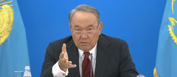 Нұрсұлтан Назарбаевтың халыққа жолдауының видеосы Нұрсұлтан Назарбаевтың халыққа жолдауының видеосы - Sputnik Қазақстан