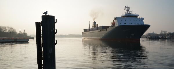 Судоходный паром, архивное фото Судоходный паром, архивное фото - Sputnik Казахстан