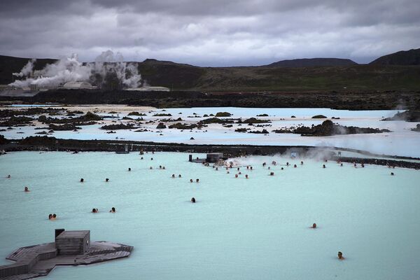 Көгілдір лагуна – Исландияның Рейкьянес түбегіне орналасқан геотермальды көл - Sputnik Қазақстан