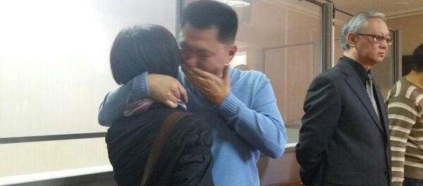 Суд приговорил школьного учителя Юрия Пака к двум годам лишения свободы по обвинению в лжетерроризме в Караганде - Sputnik Казахстан