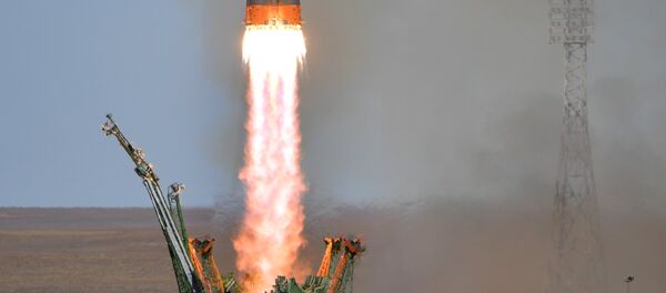 Старт ракеты-носителя Союз-ФГ с пилотируемым кораблем Союз МС-10 - Sputnik Қазақстан