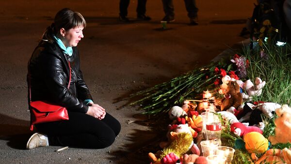 Акция памяти после теракта в Керчи - Sputnik Казахстан