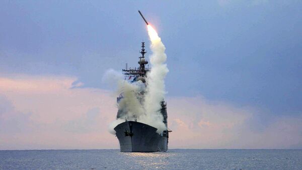 Запуск ракеты-носителя Томагавк с борта крейсера ВМС США, архивное фото - Sputnik Қазақстан