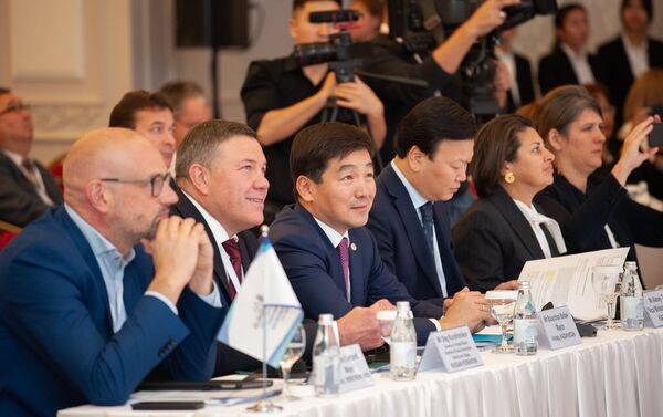 Участники Саммита мэров городов в Алматы - Sputnik Казахстан