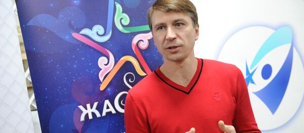 Олимпийский чемпион и один из известнейших фигуристов в мире Алексей Ягудин провел в Алматы мастер-класс для юных спортсменов Олимпийский чемпион и один из известнейших фигуристов в мире Алексей Ягудин провел в Алматы мастер-класс для юных спортсменов - Sputnik Казахстан