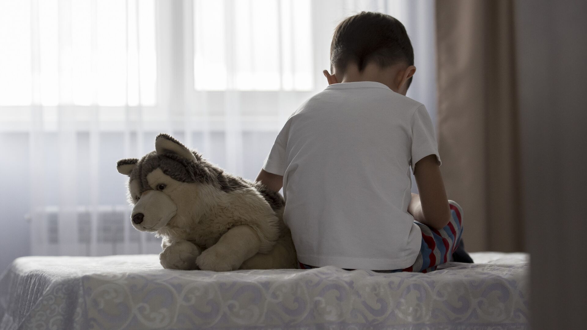 Эротикалық жіңішке белді толық аяқтар фотогалереясы