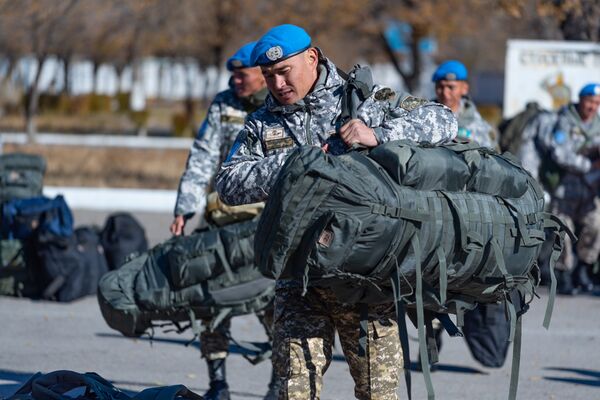 Отправка казахстанской миротворческой роты в Ливан - Sputnik Казахстан